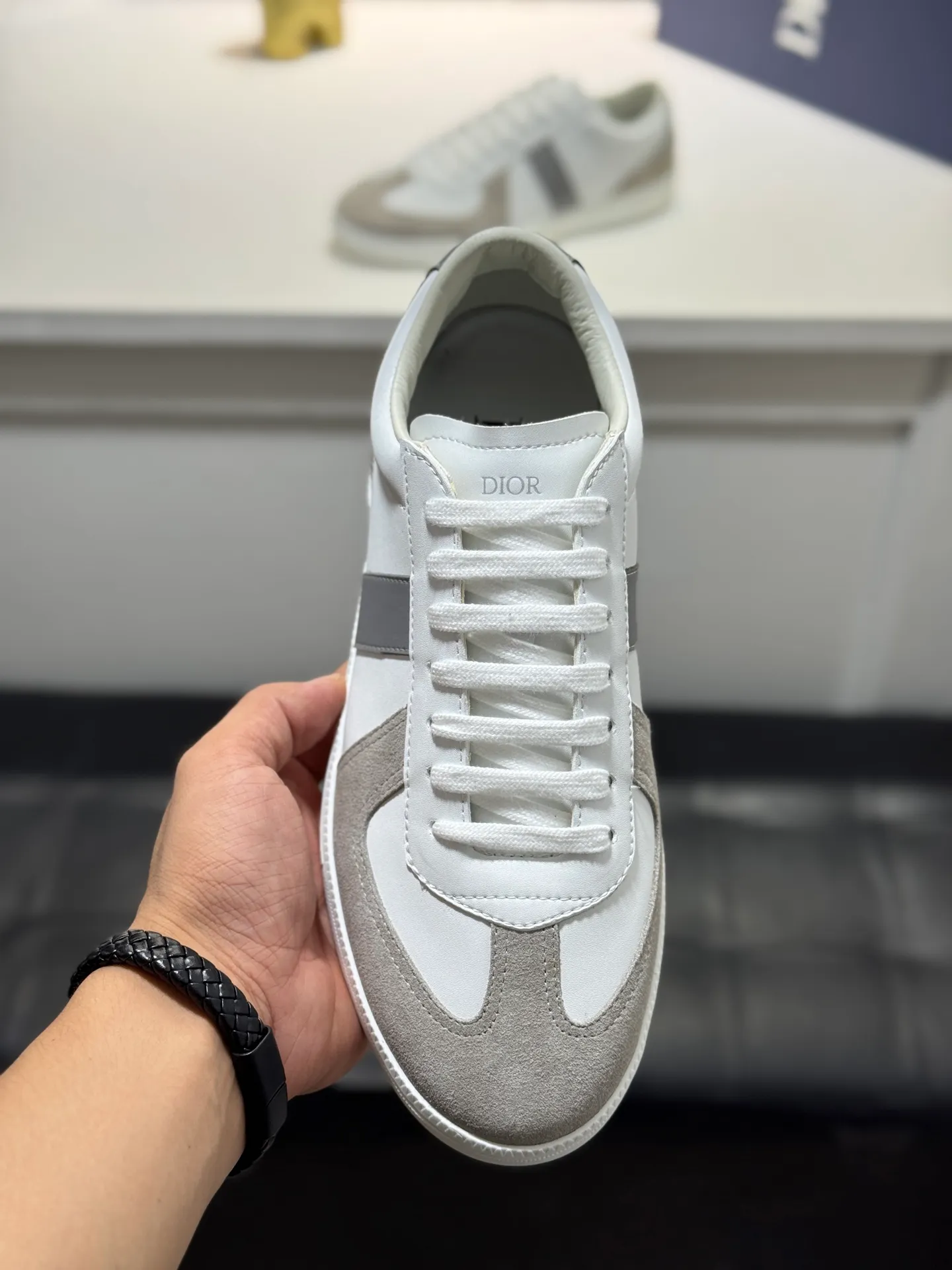 Men's Men's Shoes💰380【New Style】🎠🎠Dior🔍Top Purchasing Agency🇮🇹Di's hot style super popular sneakers are synchronized with the new product counters. The uppers are original Italian imported cowhide, the logo graphics are perfectly reproduced with complex craftsmanship necessary for fashionistas, and the imported soft sheepskin lining is Sole: The original sole is specially provided by the original factory. The exclusive movable molded sole is super comfortable. The original factory follows the order. 🔍🔍Multiple colors are available. You can enter and exit the counter at will. Welcome to compare. A must-have for trendy men. Code number: 38-44 (45 customized